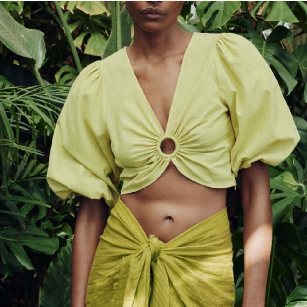 ZARA CROP TOP